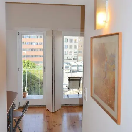 公寓 Bonjardim Traveller's House *