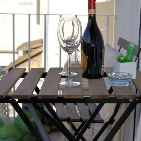 דירה Bonjardim Traveller's House